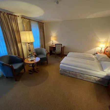 Ξενοδοχείο Appartment-Hotel-Hoelzl 3*