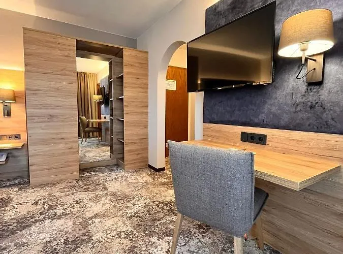 Отель Appartment-hotel-hoelzl Грюнвальд