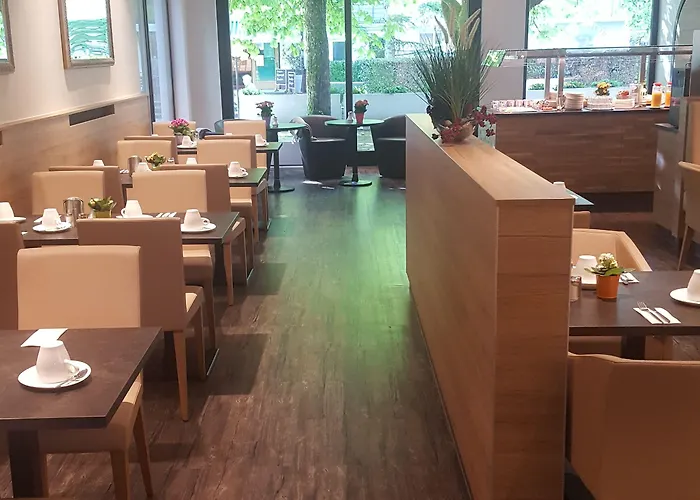 Отель Appartment-hotel-hoelzl