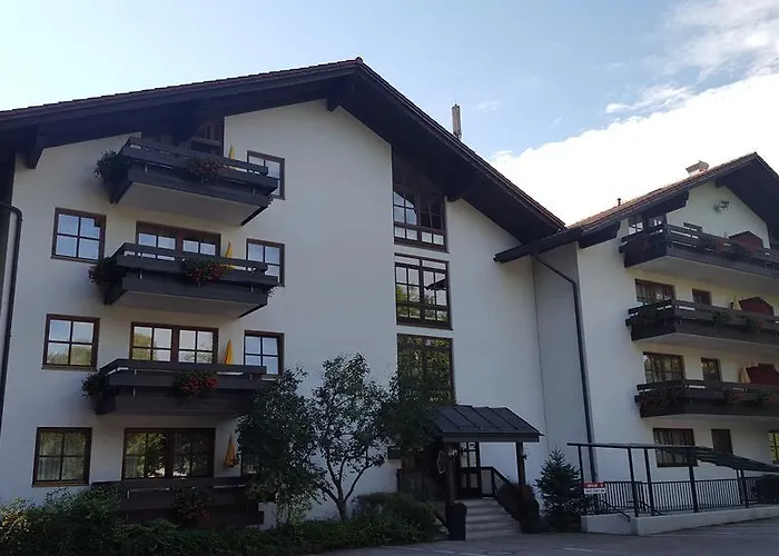 Appartment-hotel-hoelzl Отель Грюнвальд