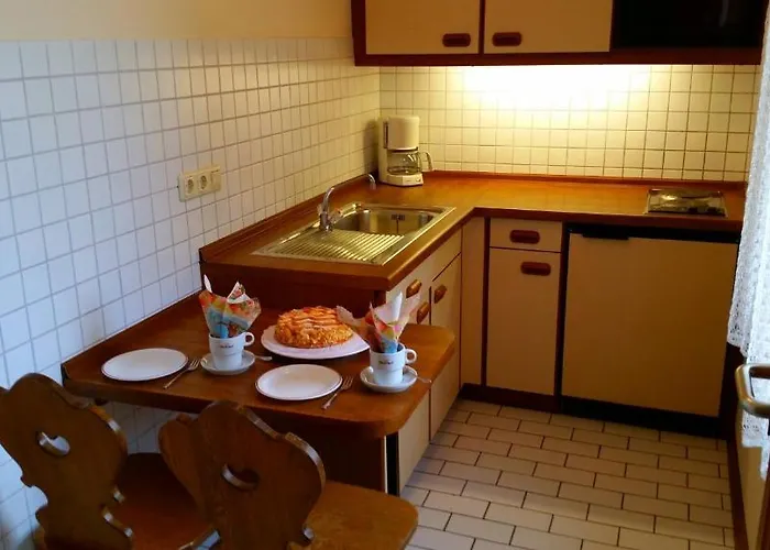 Appartment-hotel-hoelzl Отель 3*