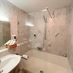 فندق Appartment-hotel-hoelzl 3*