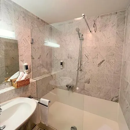 Ξενοδοχείο Appartment-Hotel-Hoelzl 3*
