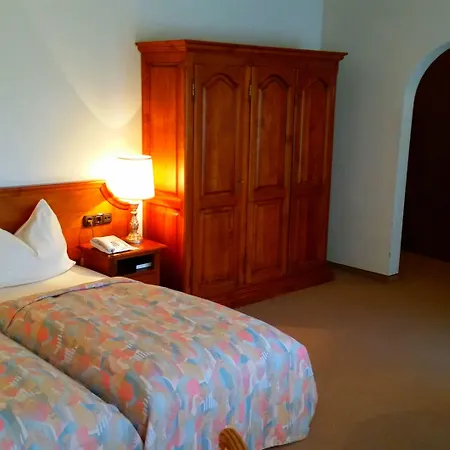 Appartment-hotel-hoelzl 3*
