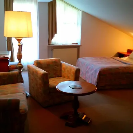 Hotel Appartment-hotel-hoelzl 3*