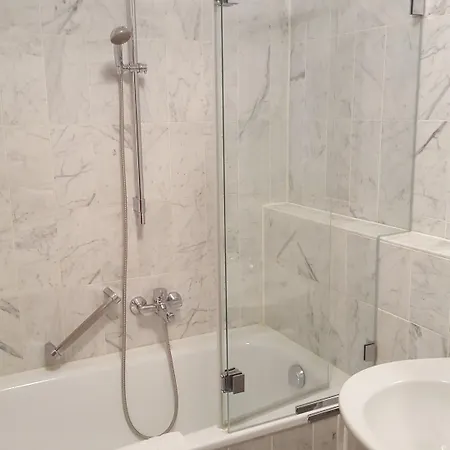 Appartment-hotel-hoelzl Grünwald