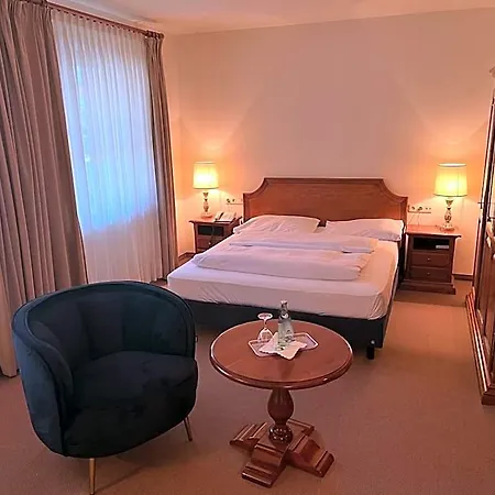 Appartment-hotel-hoelzl Отель Грюнвальд