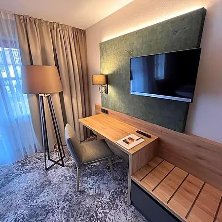 Appartment-hotel-hoelzl Отель 3*