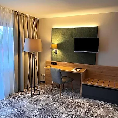 Ξενοδοχείο Appartment-Hotel-Hoelzl 3*