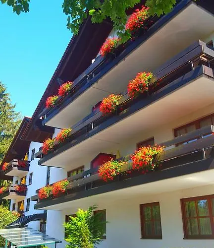 Appartment-hotel-hoelzl 3* Grünwald