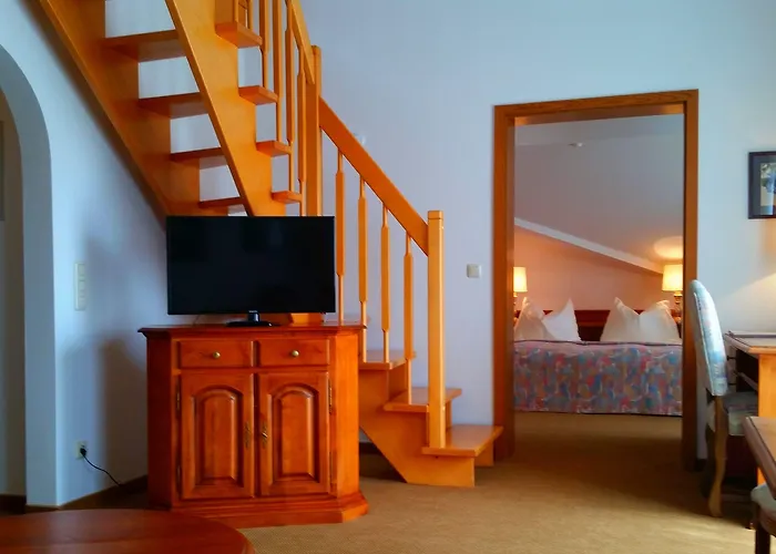 מלון Appartment-hotel-hoelzl Grünwald